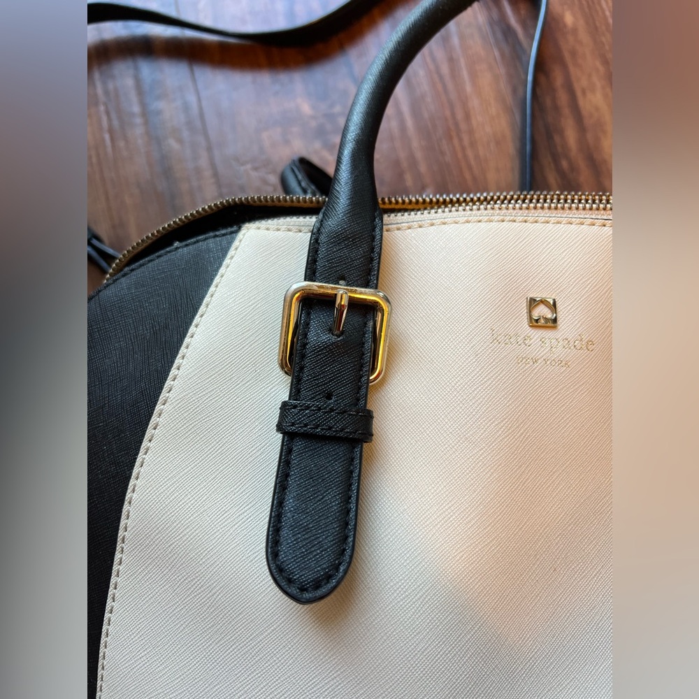 Kate Spade Black and Cream Satchel with Structured Design - Picture 4 of 13